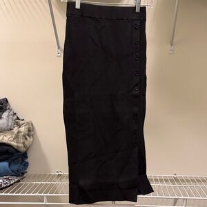 Chic Black Button-Accent Pencil Skirt